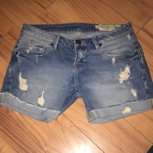 Tns jean shorts sz 6